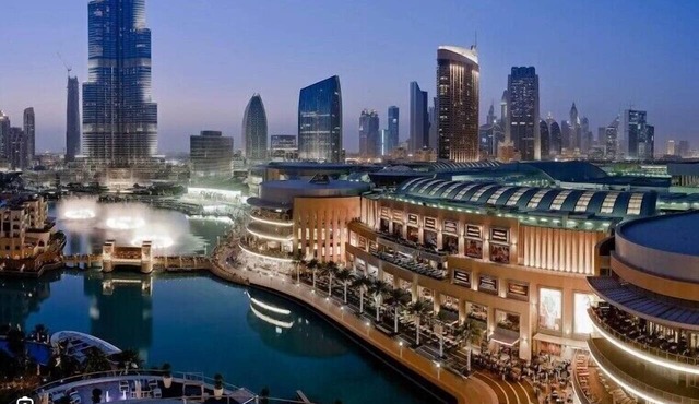 Grand Cosmopolitan Hotel in Dubai