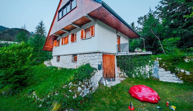 Grandpa's Mountain House, Zgornje Jezersko, Slovenia in Zgornje Jezersko