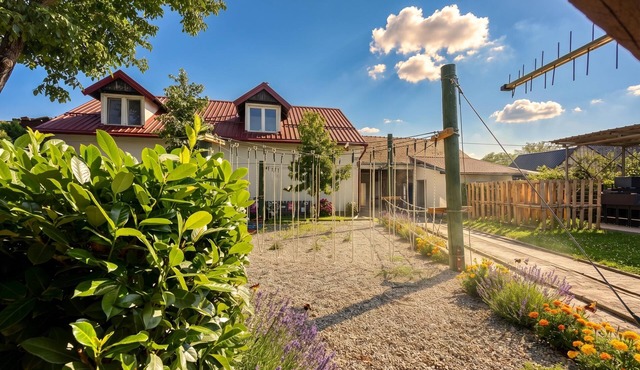 Hedonia Estate/w Sauna and Jacuzzi Near Varaždin, Majerje, Croatia in Majerje