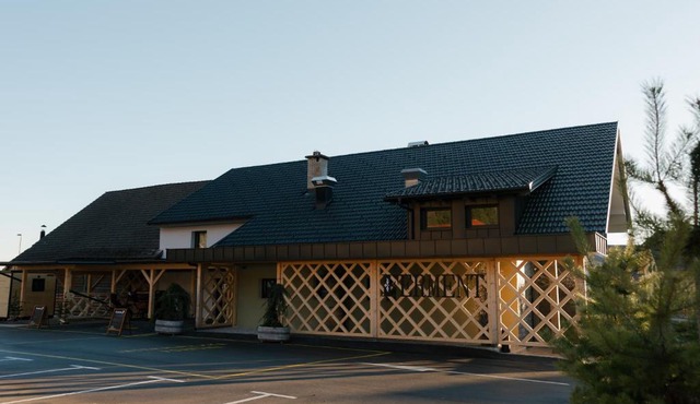 Hiša S'TJE Ljubljana Airport in Cerklje na Gorenjskem
