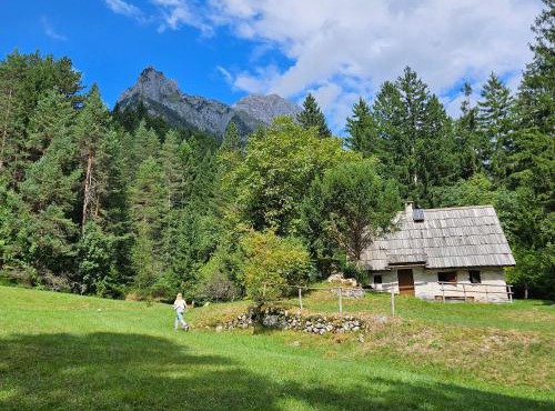 Hiška Polhec in Bovec