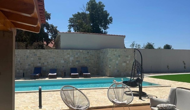 Hidden Villa with pool in charming Crljenik