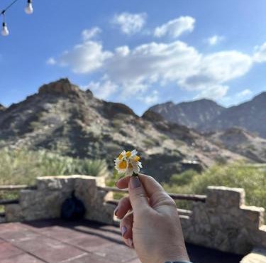 Hiking break in Kūb