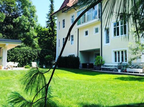 Historical Villa in the heart of Bled in Bled
