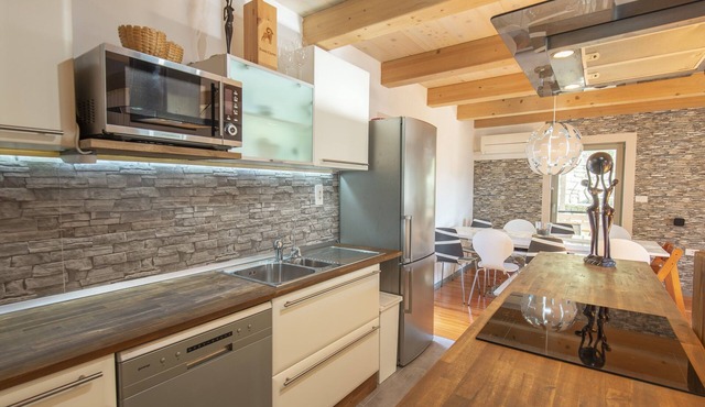 Holiday Home Casa Salina - Holiday Home in Secovlje