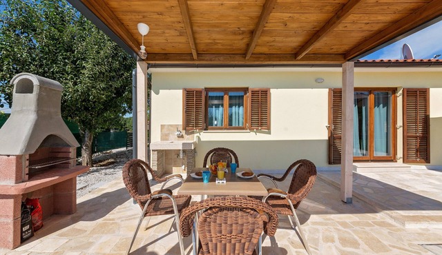 Holiday home Casa Vita with private swimming pool