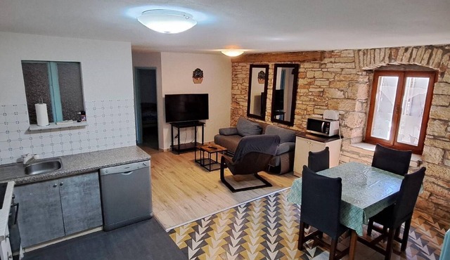Holiday home Eti and Mia , 13 persones, piscine