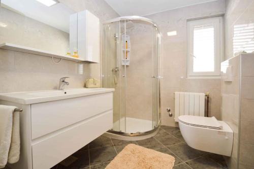Holiday home in Manjadvorci - Istrien 8277