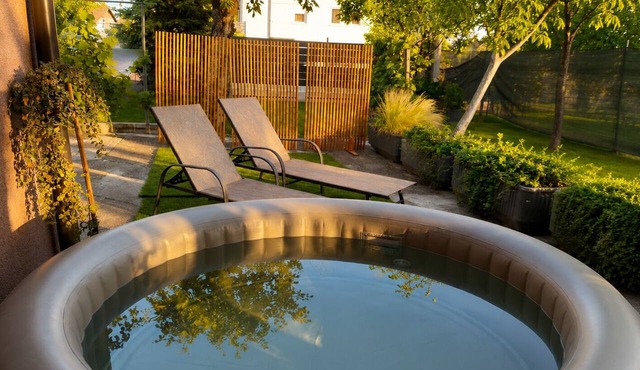 Holiday home with jacuzzi in nature between Karlovac and Zagreb