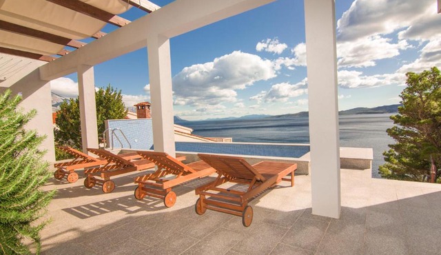 Holiday House Botta