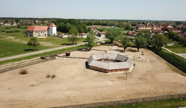 Holiday house Malia Spa Hot Tub Jacuzzijem Free entry to all City attractions in Čepelovac