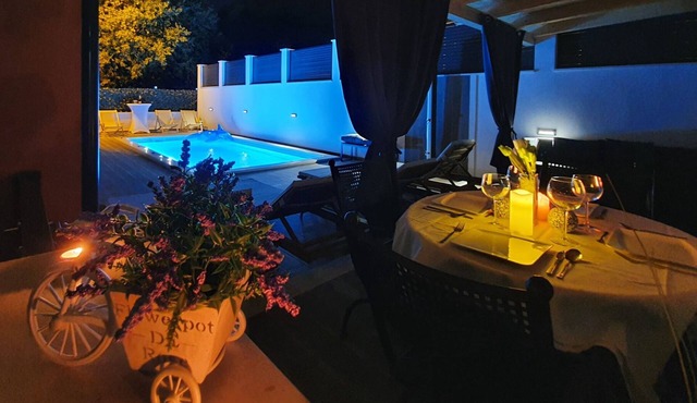 Home LANTERNA ONE - Solin, Split with a heated pool