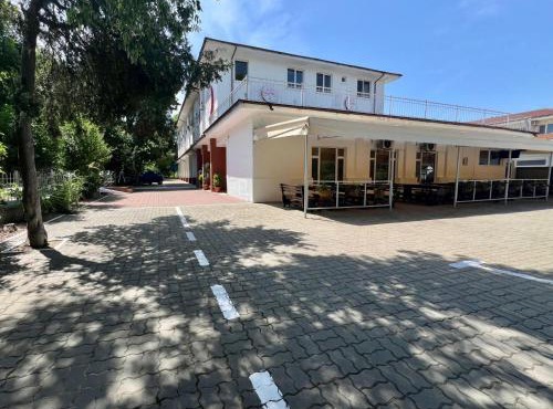 Hostel Bistrița in Eforie