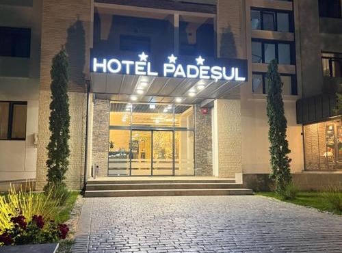 Hotel Padesul in Faget