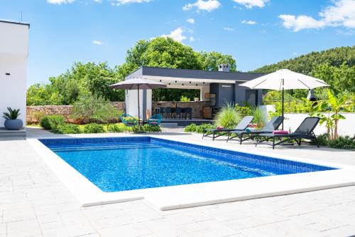 House Adriano