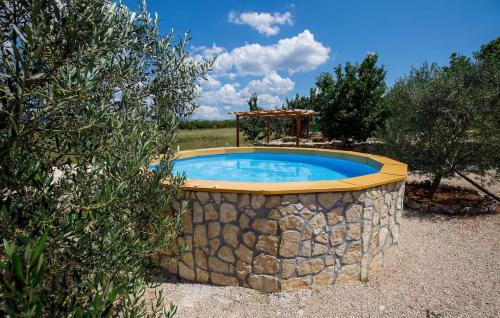 House Mala kuca in Oklaj