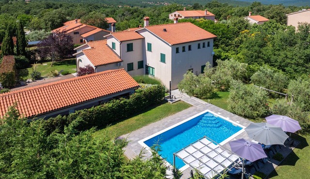 House Olive Grove with private pool and garden
