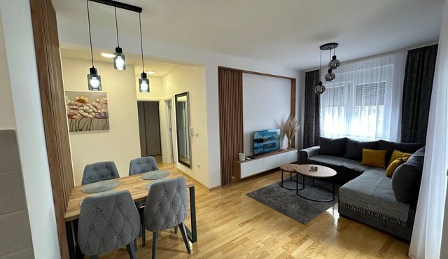 I&I 3 Bedrooms Apartment I in Kragujevac