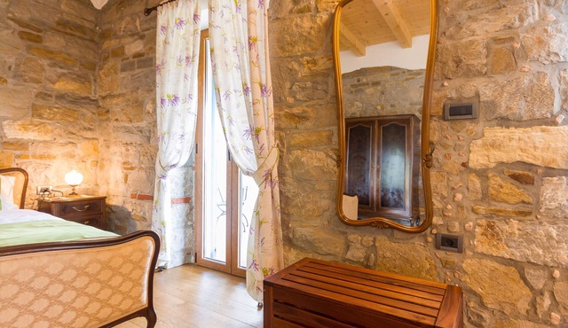 Istrian Boutique House Ida With Sea View, Garden and BBQ in Izola - Isola