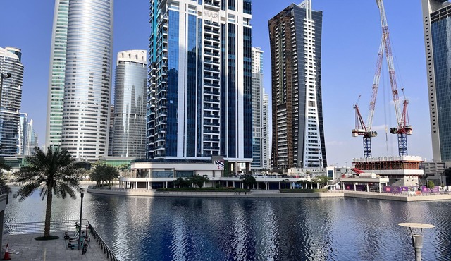 Lavish and Spacious Lakeview 2BR Close to Metro & Beach in Dubai