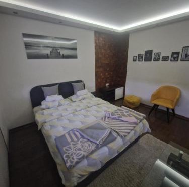 Leon in Gornji Milanovac