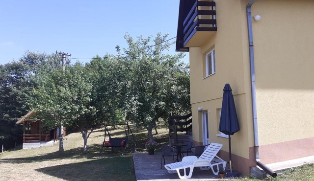 Lepa kuca Tara Kremna in Kremna