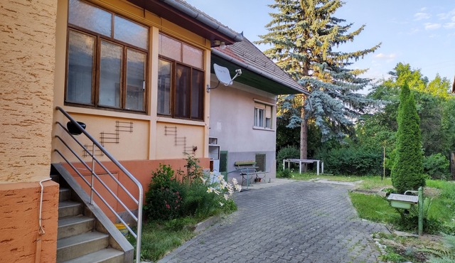 Linistit, zona frumoasa cu vedere la munti. in Săcele