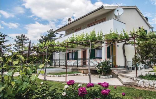 Lovely Apartment In Zagvozd