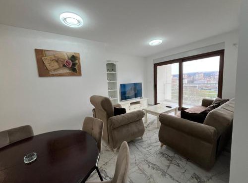 Lux Apartment Rose Avenue 75m2 in Kragujevac