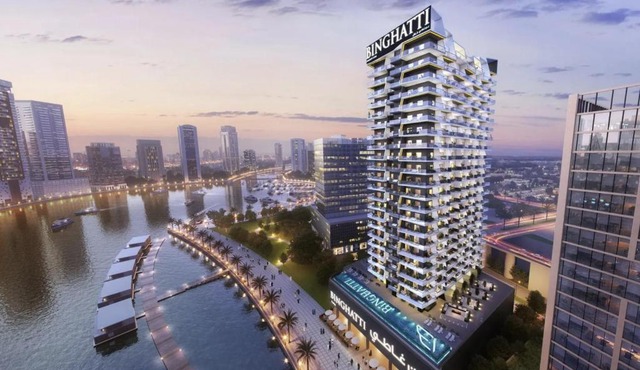 Lux Apartment with huge private Lounge I Burj & Canal View in Dubai