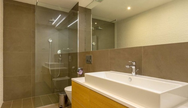 Luxurious villa Amazing amenities Quiet Surroundings Pool,Tennis,Sauna,Gym in Jelsa