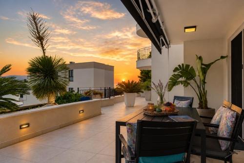 Luxury Apartment Citrin with shared Pool
