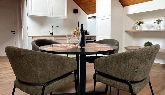 Luxury apartments White house in Sinj