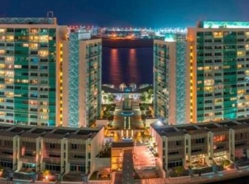 Luxury private sea view room in Abu Dhabi
