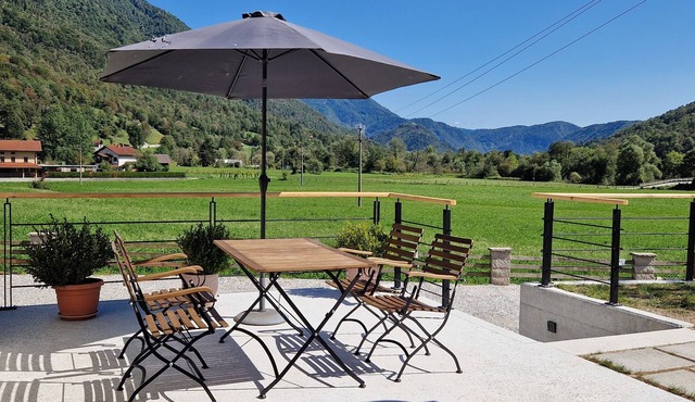 Luxury two bedroom apartment in house Blazar with hot tub in Tolmin