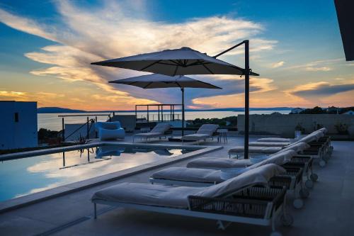 Luxury Villa 360 - private heated pool in Novalja