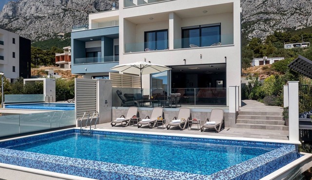 Luxury villa Grace 2 in Makarska, private pool in Makarska