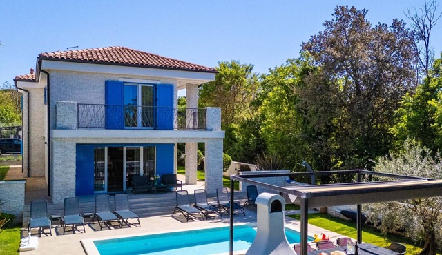 Luxury Villa Valle Malinska by Villas Guide in Malinska