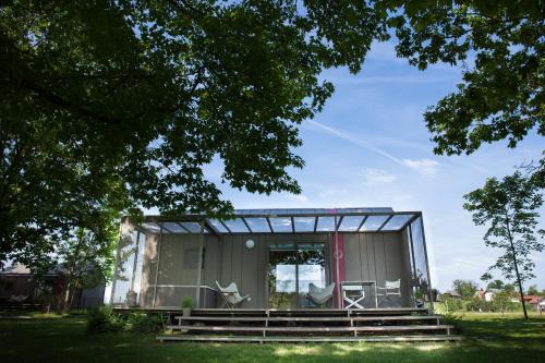 MAGNOLIA HOUSE by the RIVER BB in Metlika
