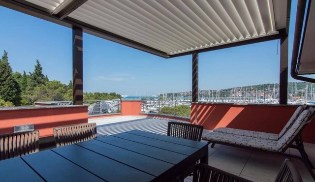 Marina Residence - SeavIew Penthouse Burin in Portorož