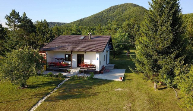 mit Garten, Grill und Terrasse by Interhome in Rudanovac