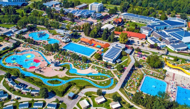 Mobilehome with air conditioning, terrace and water park in Čatež ob Savi