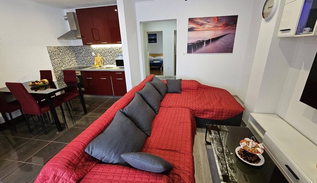 Modern apartment Nikola in a quiet area in Kaštel Stari