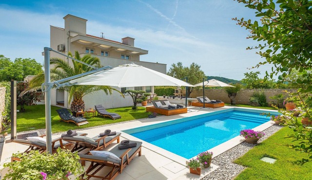 Modern Villa White, in Istria, with a Pool in Rovinjsko Selo