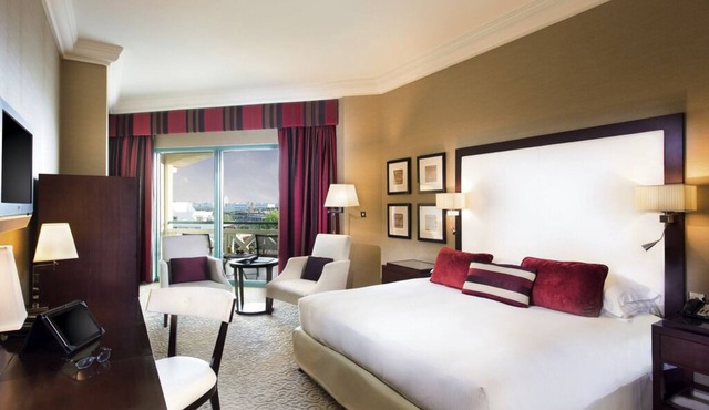 Movenpick Al Bustan | Premium Executive | 5-Star Comfort, Pool Time | 2 Units in دبي