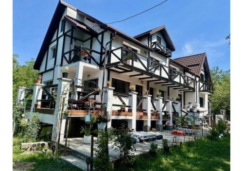 MURMUR Chalet in Valea Tîrsei