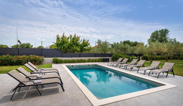 MY DALMATIA - Villa Campi Dalmatia with private heated pool, sauna and sports court in Galovac