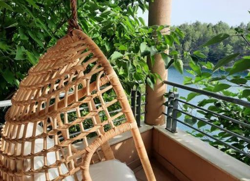Mystica - charming studio apartment on the beach in Kruševo