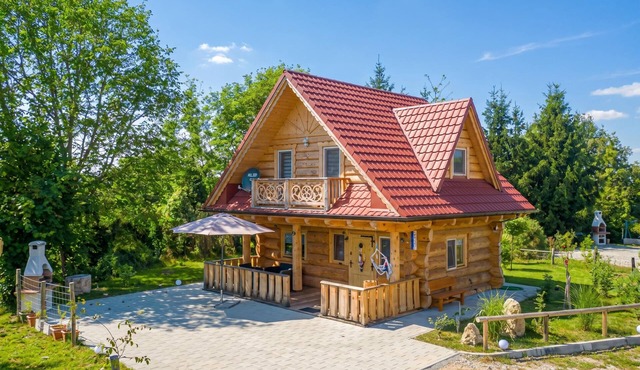 Nativa Log Cabin with Sauna, Podčetrtek, Slovenia in Podčetrtek