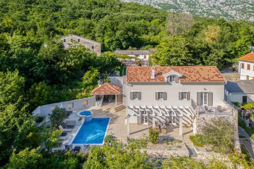 Nature Villa Frangipane with Pool - Happy Rentals in Drivenik